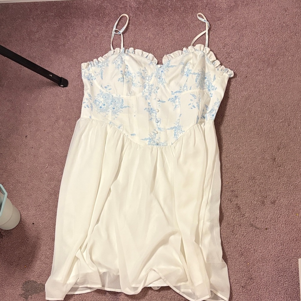 Cider White Chemise with Blue Lace
